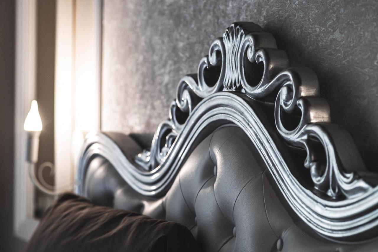 Belvedere Luxury Apartment, View On The Lucca Walls エクステリア 写真