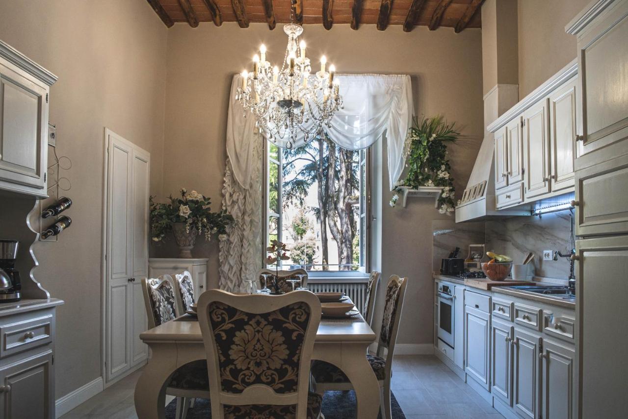 Belvedere Luxury Apartment, View On The Lucca Walls エクステリア 写真